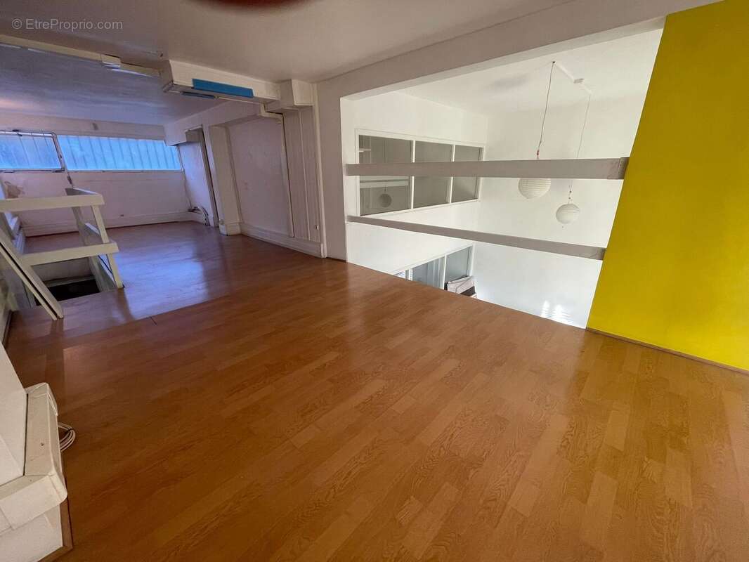 Photo 6 - Commerce à MARSEILLE-5E