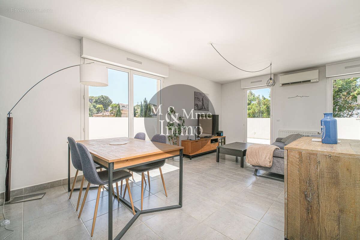 Appartement à MARSEILLE-11E