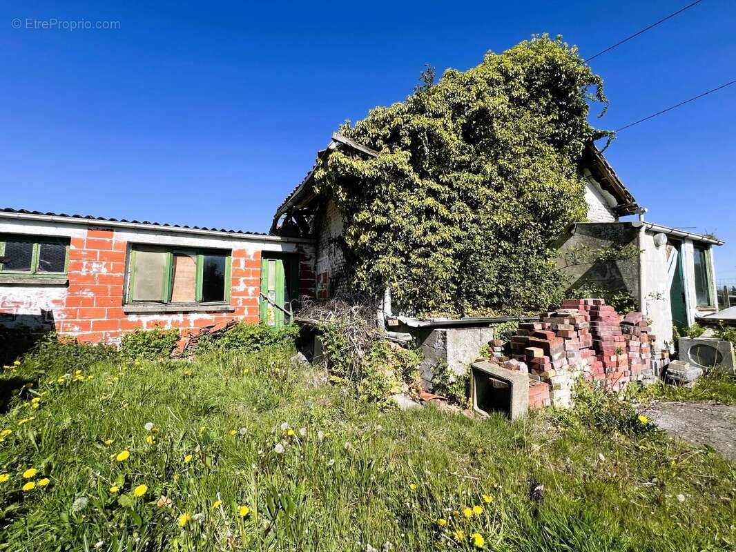 Maison à MERIGNIES