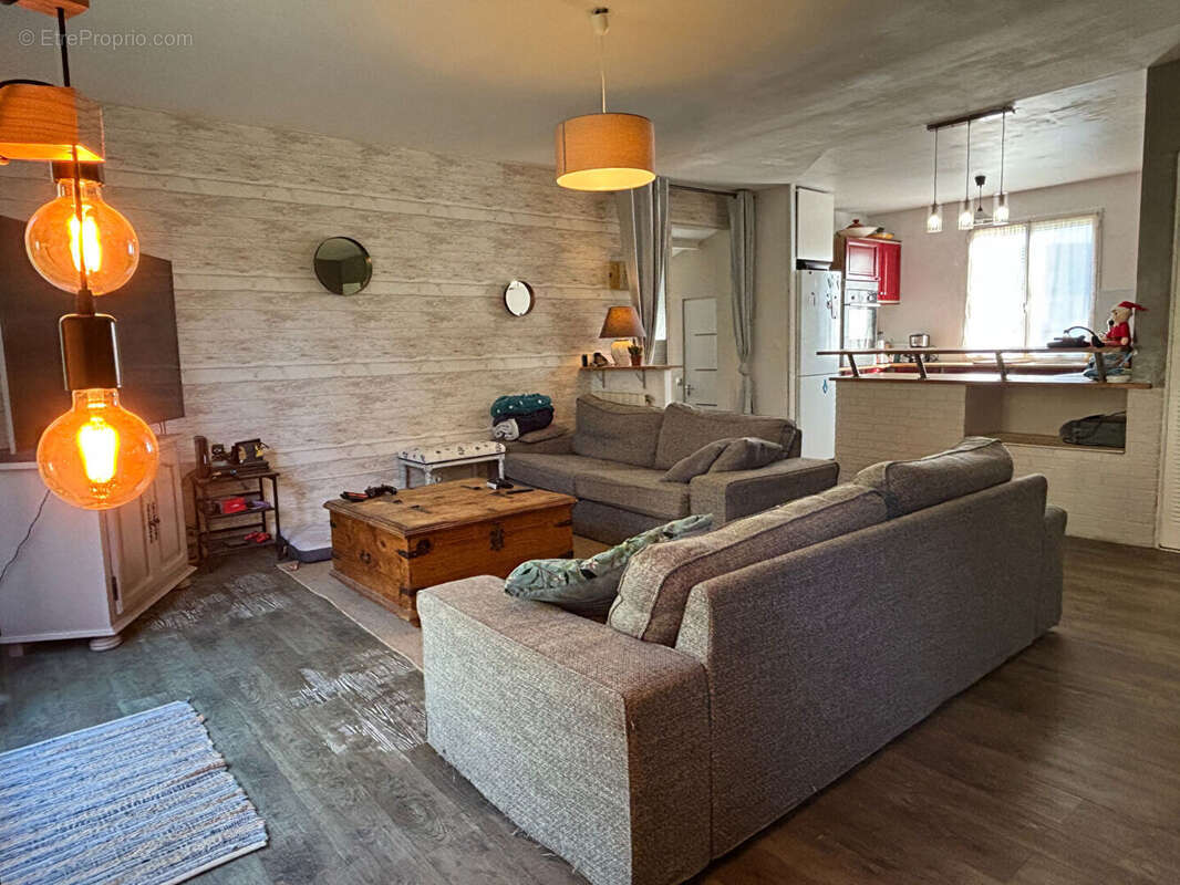 Maison à AMBLAINVILLE