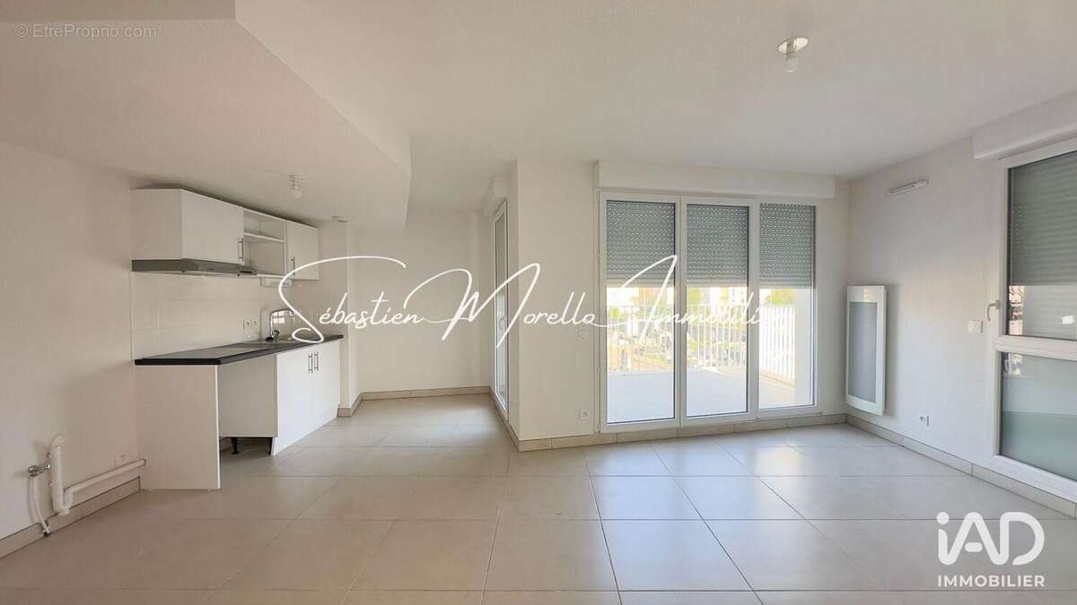 Photo 2 - Appartement à NIMES
