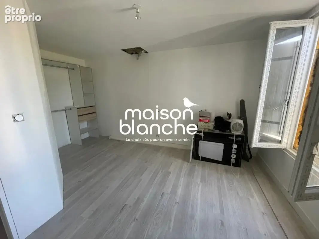 Maison 5 pièces 134 m² à vendre à Les Eglisottes-Et-Chalaures (33230) - photo 2