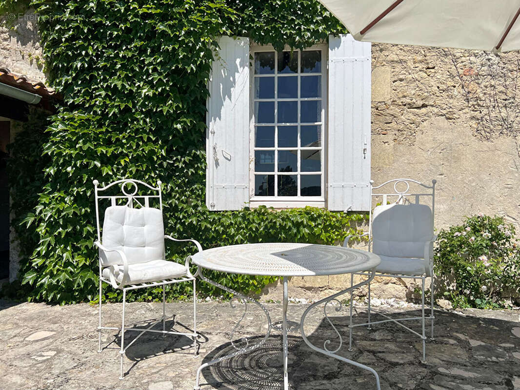 Maison à CASTILLON-LA-BATAILLE