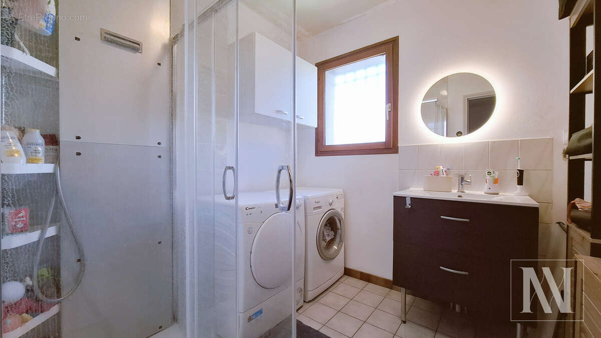Maison de plain-pied avec sous-sol semi-aménagé   Emplacement recherché, proche de toutes commodités - photo 12