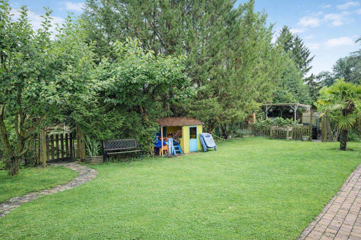 Maison à HARDRICOURT