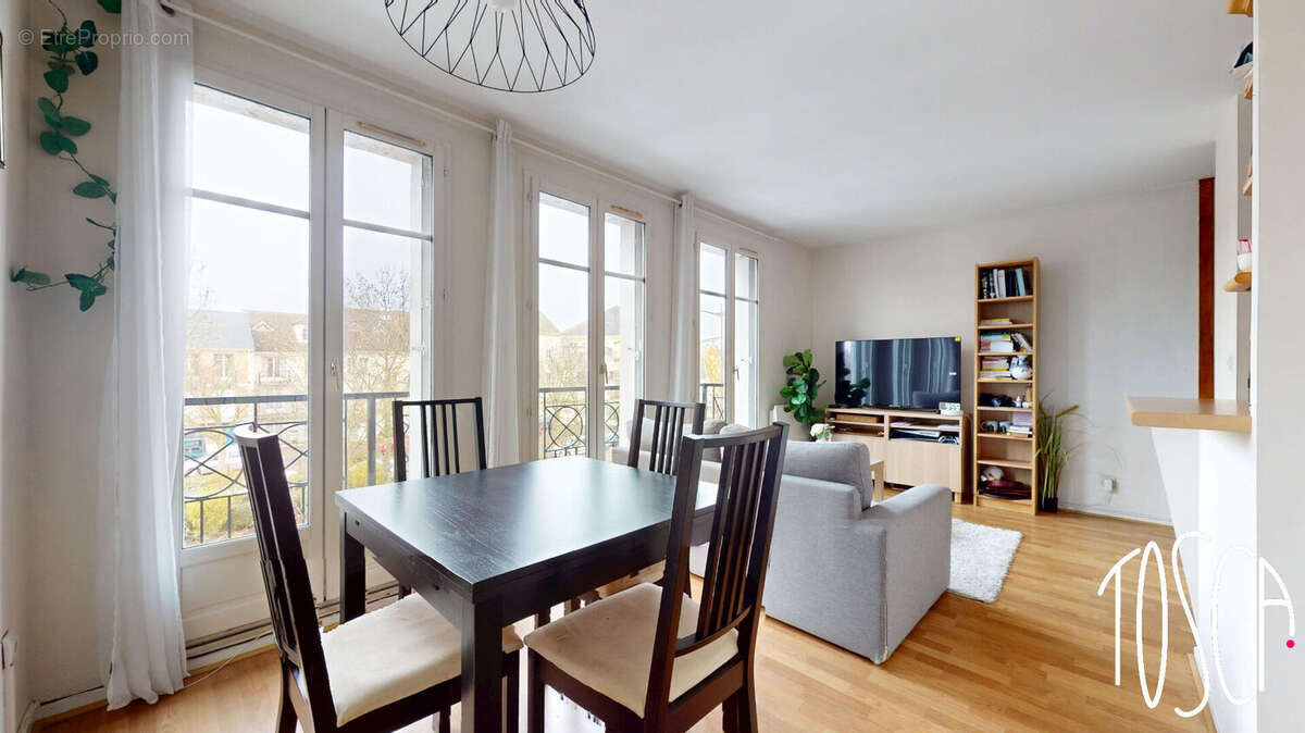 Appartement à THIAIS