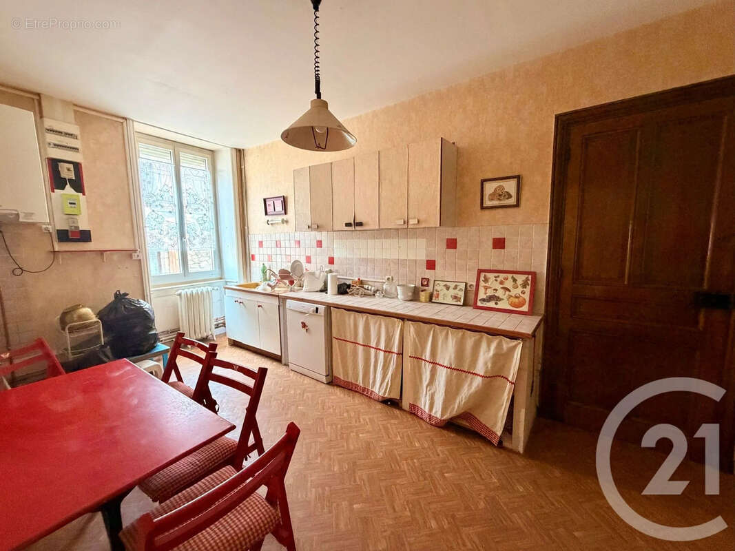 Appartement 94 m² à Annonay  - photo 2