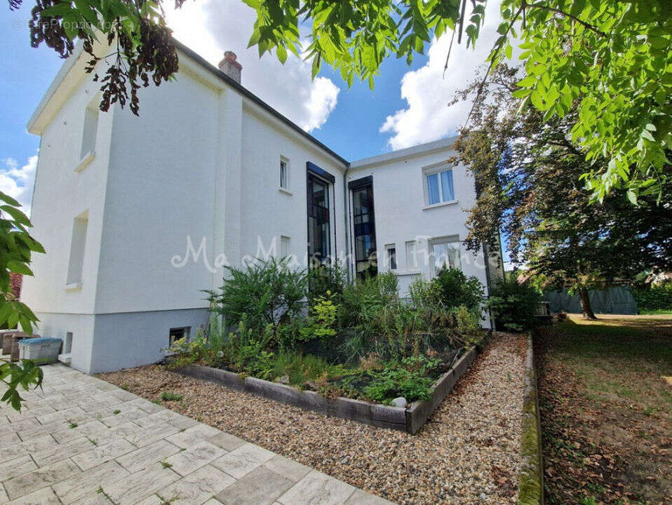 Maison à SAINT-POURCAIN-SUR-SIOULE