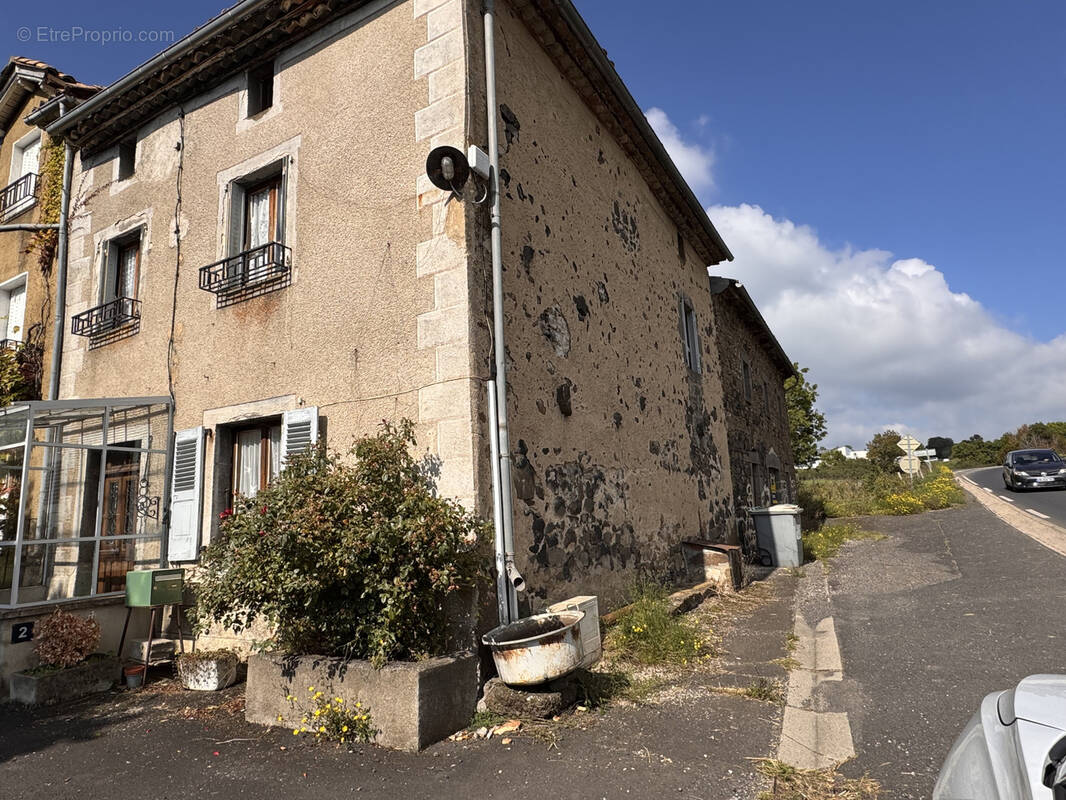Maison à SAINT-FLOUR