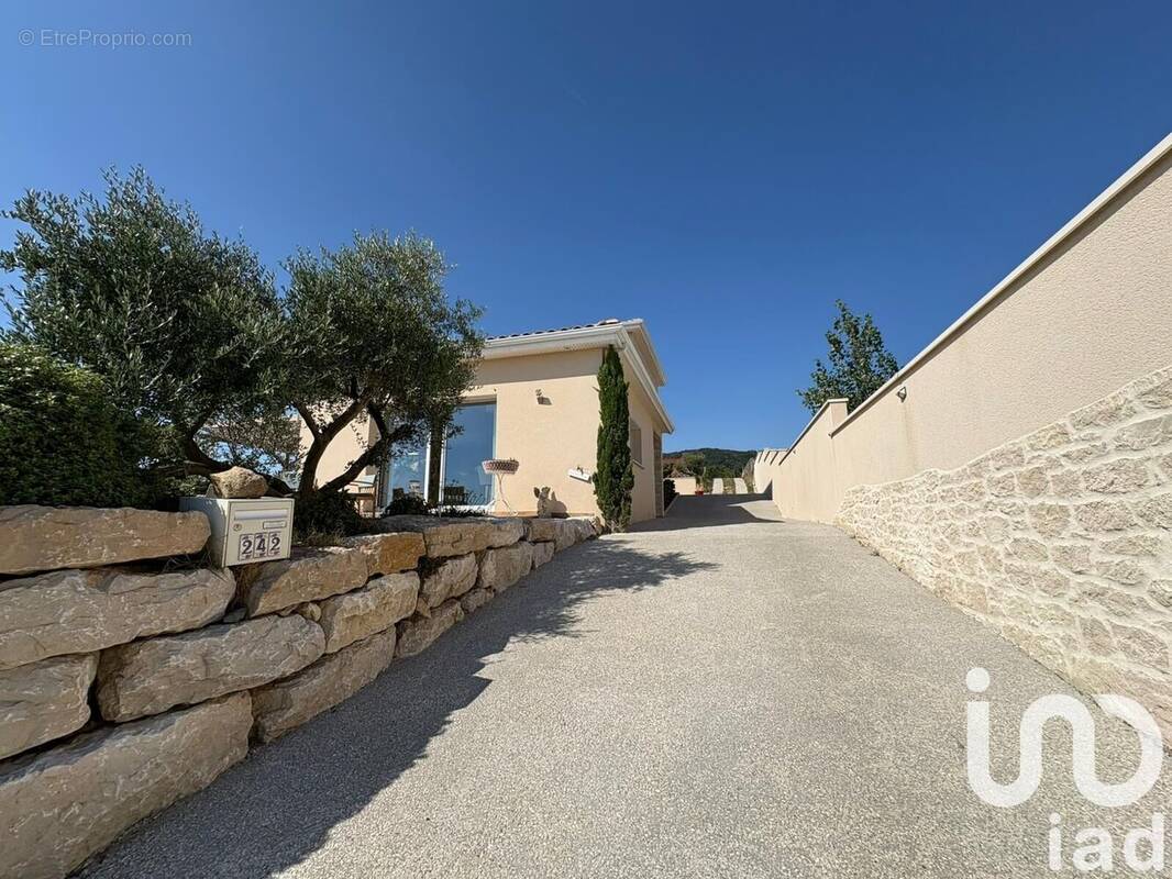 Photo 1 - Maison à FELINES