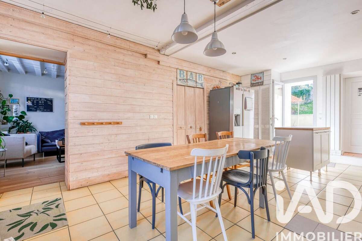 Photo 5 - Maison à VILLIERS-SUR-MORIN