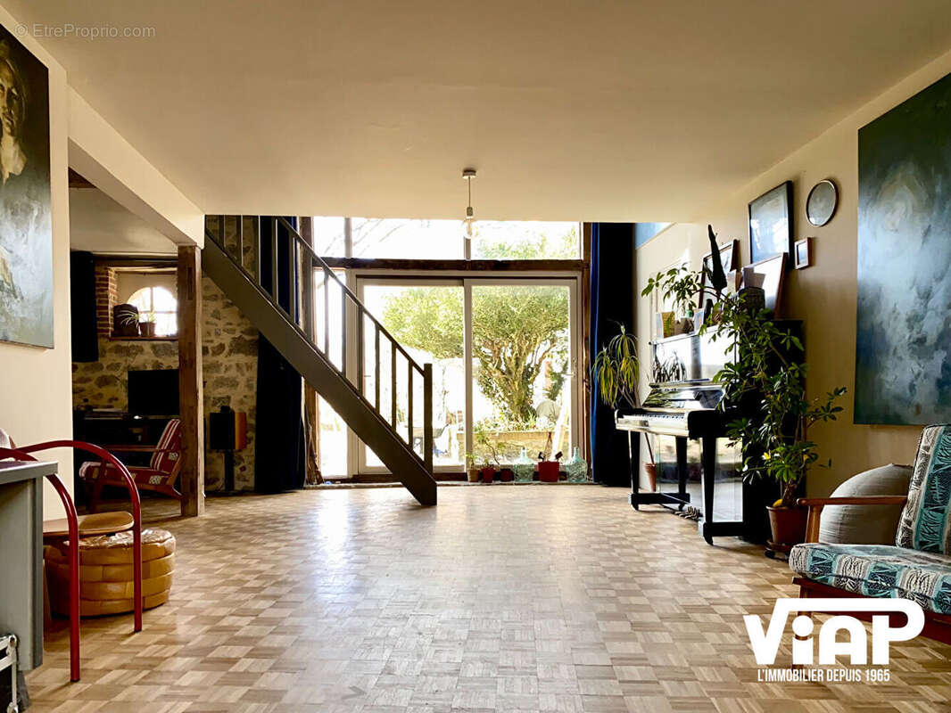 Maison à LA SOUTERRAINE