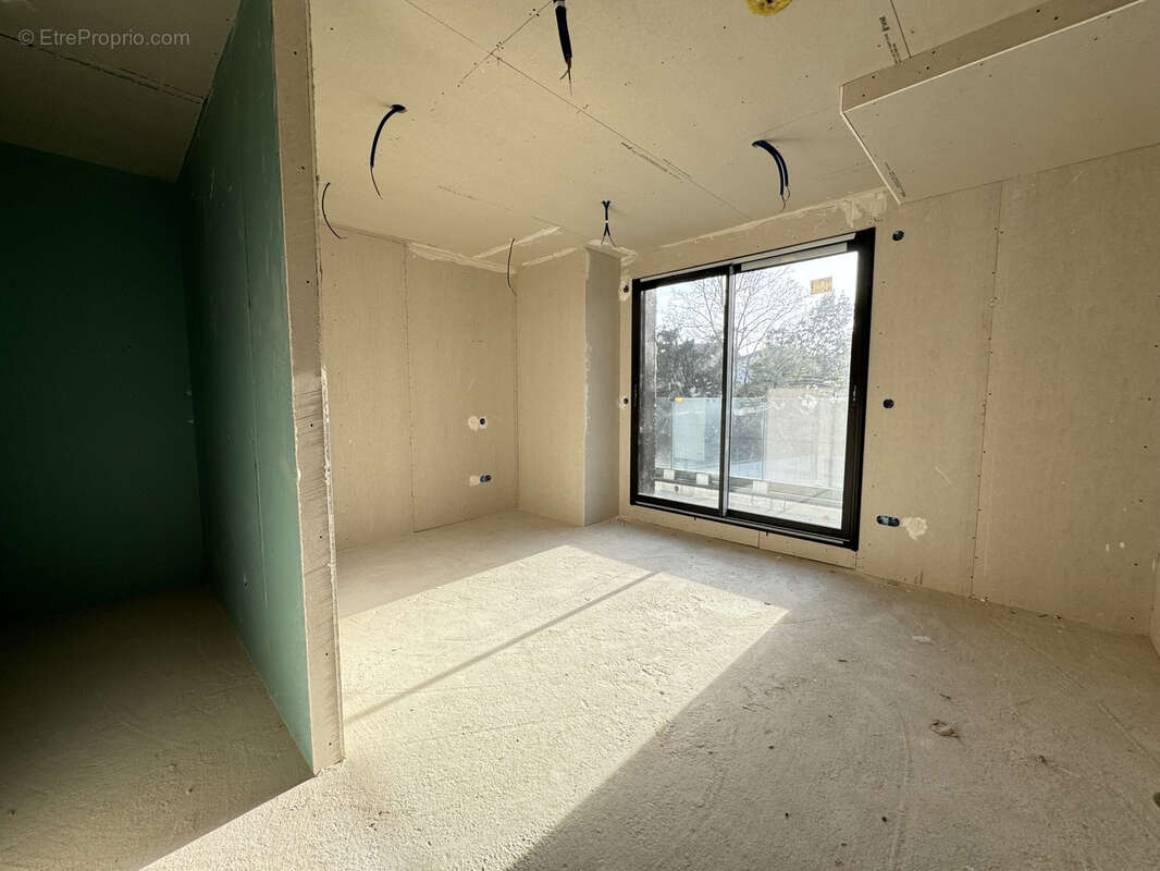 Maison à SAINT-MAUR-DES-FOSSES