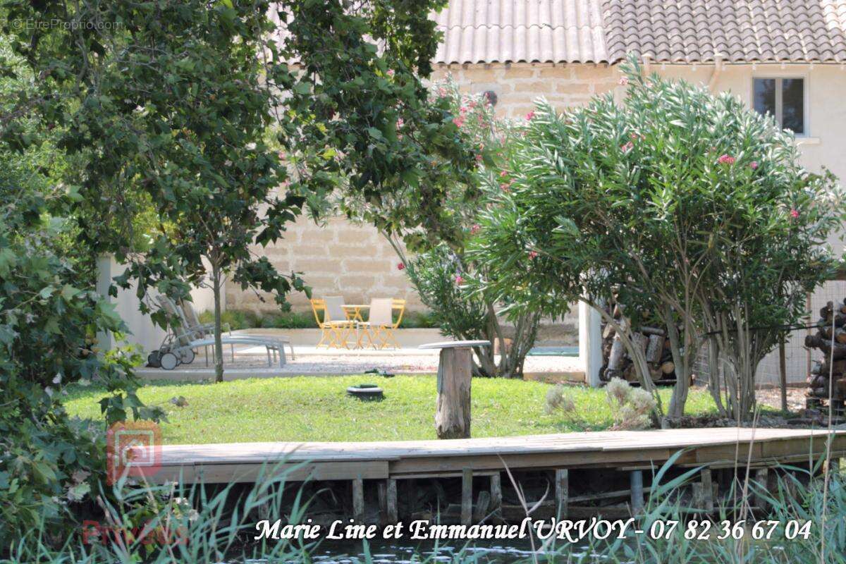 Mas en pierre en campagne  - 125 m² - 3 chambres -  jardin 685 m² - photo 2