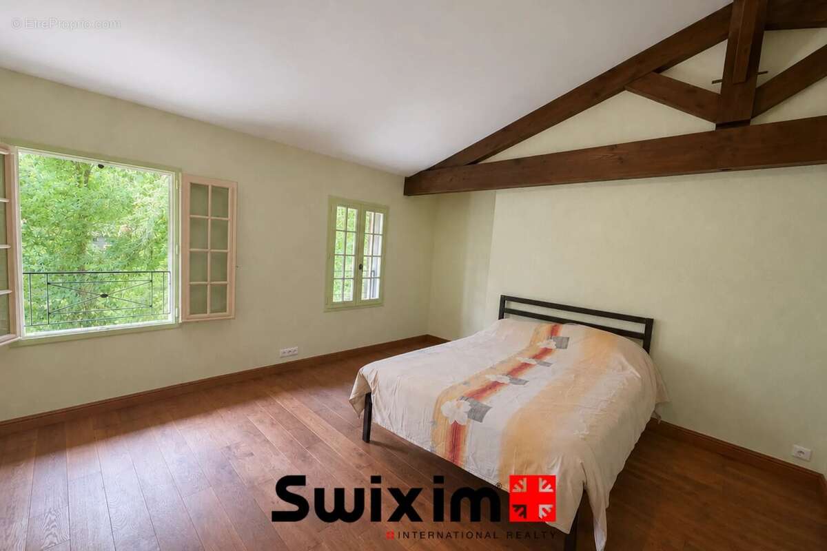 Maison 220 m² sur Sainte Hélène - 8 000 m² de terrain - photo 10