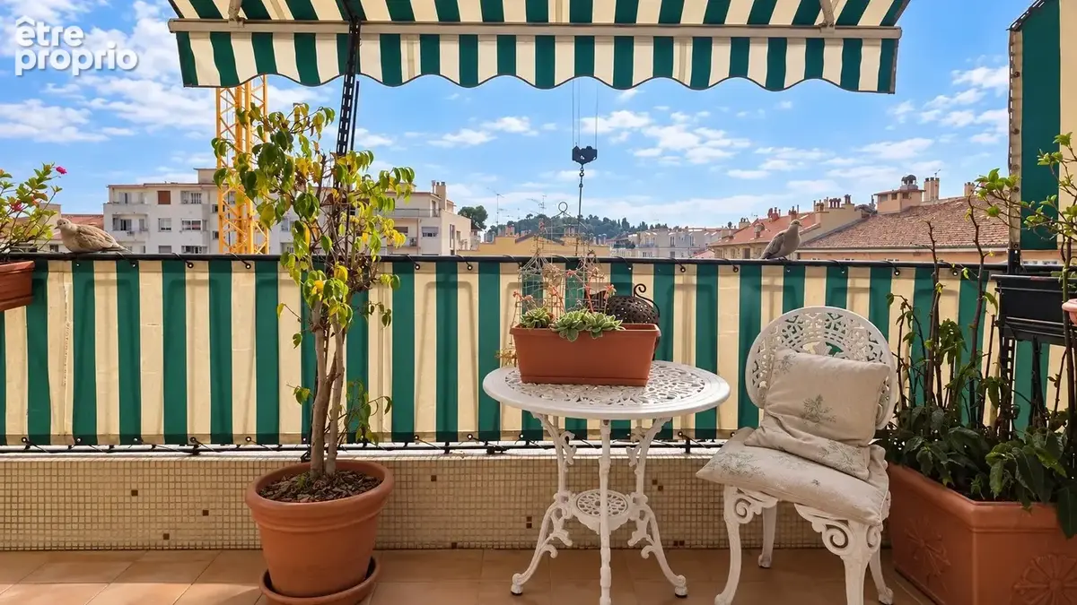 Nice  rue smolett  5 pièces 125 m²  5e étage  séjour en rotonde  balcons - photo 12