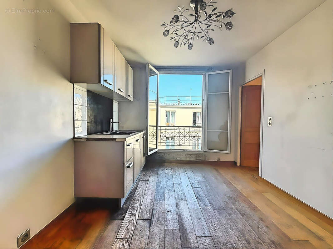 Appartement à PARIS-20E