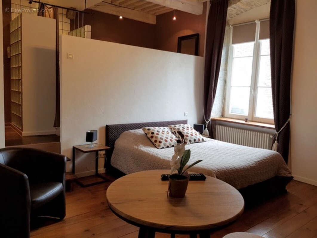 Maison à CHATEAU-CHALON