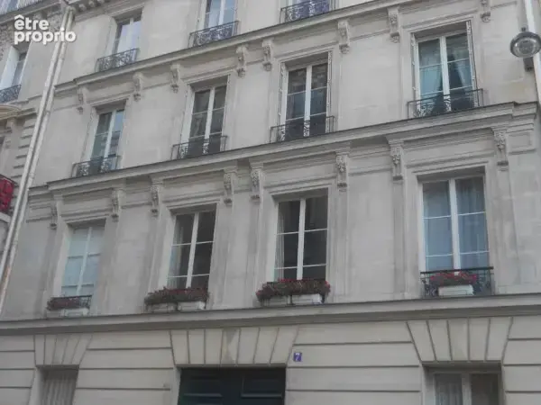 Appartement à PARIS-9E