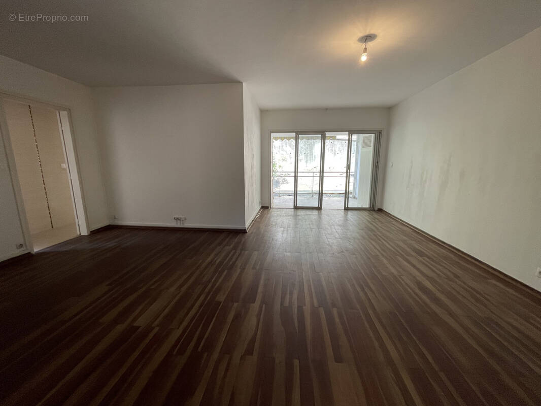 Appartement à SAINT-DENIS