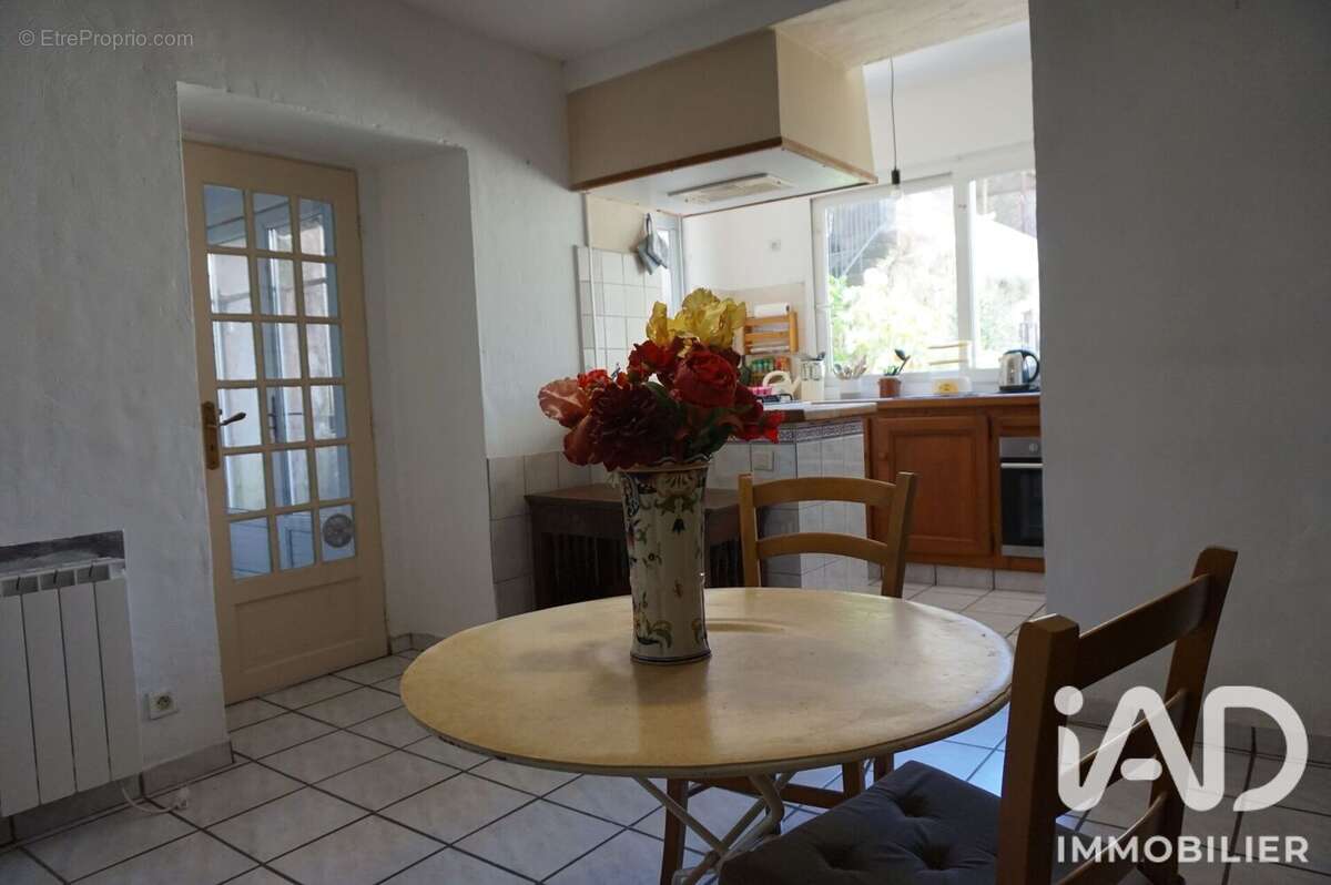 Appartement 102 m² à Vals-Les-Bains  - photo 3