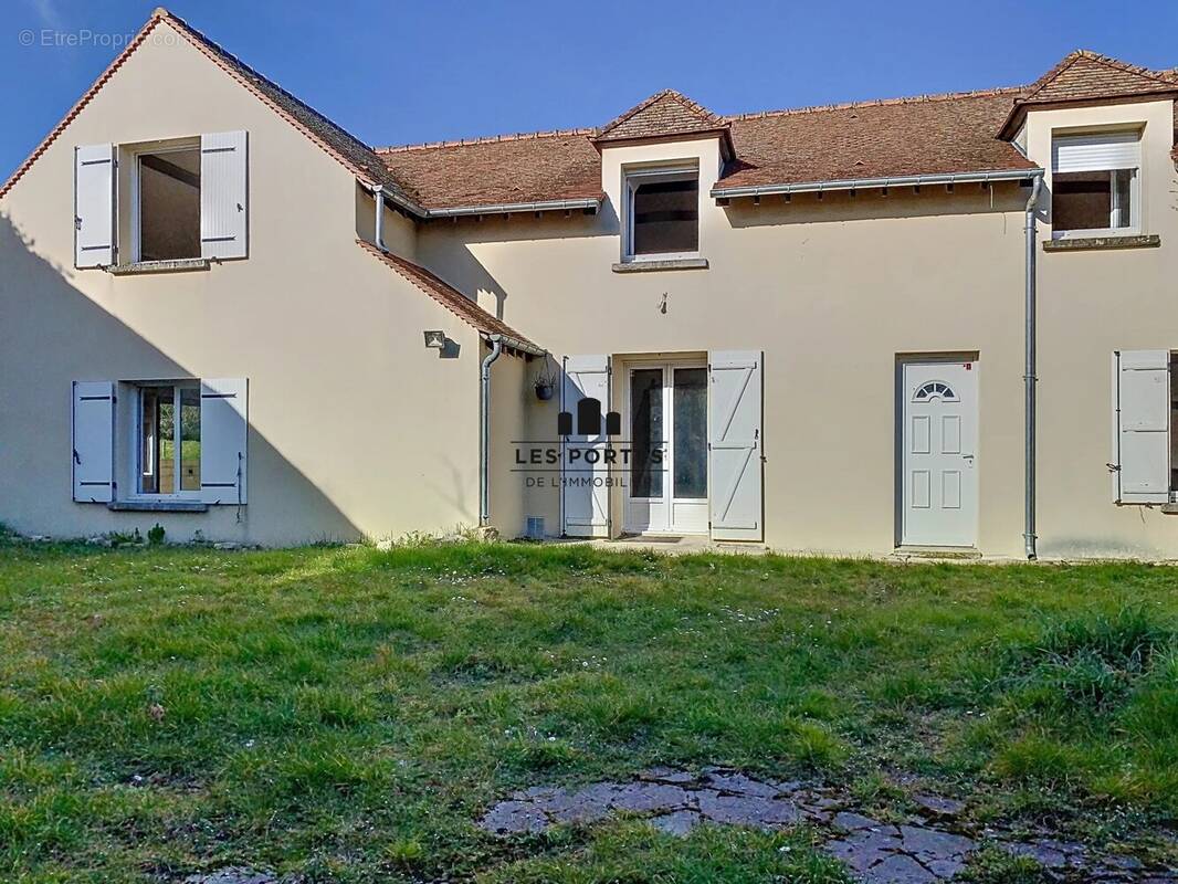 Maison à MALESHERBES