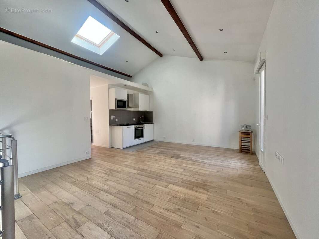 Maison 82 m² à Bagnolet  - photo 4
