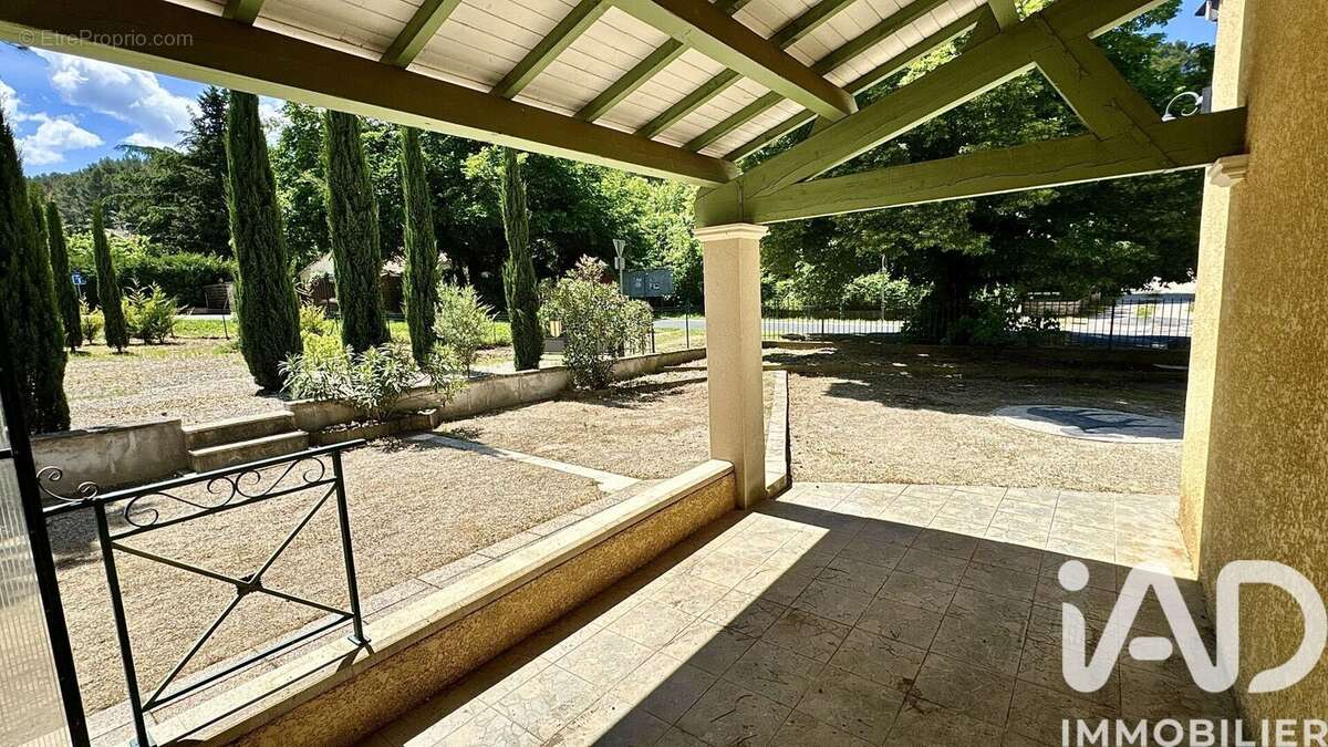 Photo 8 - Maison à FONTAINE-DE-VAUCLUSE