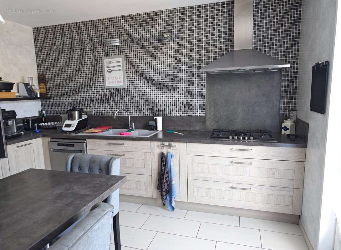 Maison 160 m² à Epervans  - photo 6