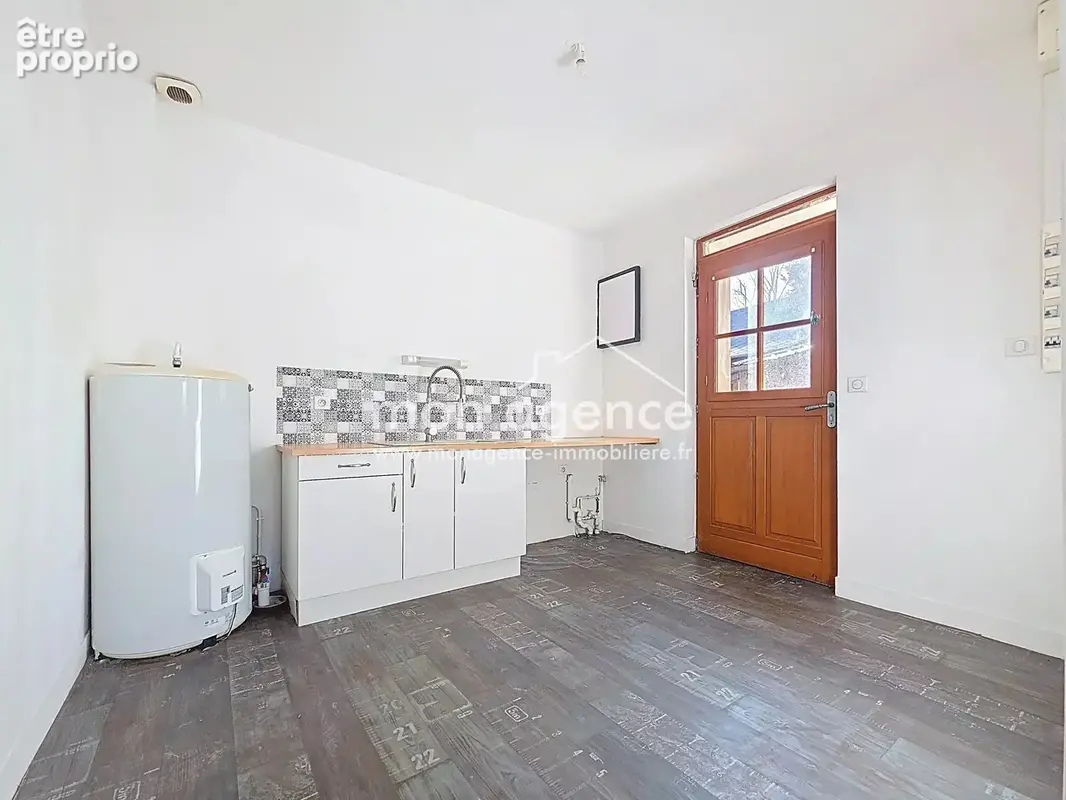 Une maison familiale en plein centre-bourg - photo 5