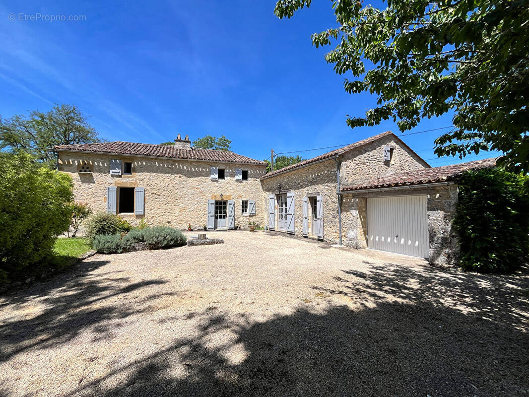Maison à MONPAZIER