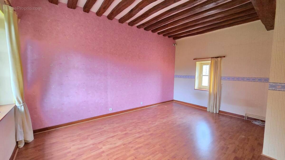 CHEVREVILLE (60) - Maison en pierre 5p - 131m² - photo 4