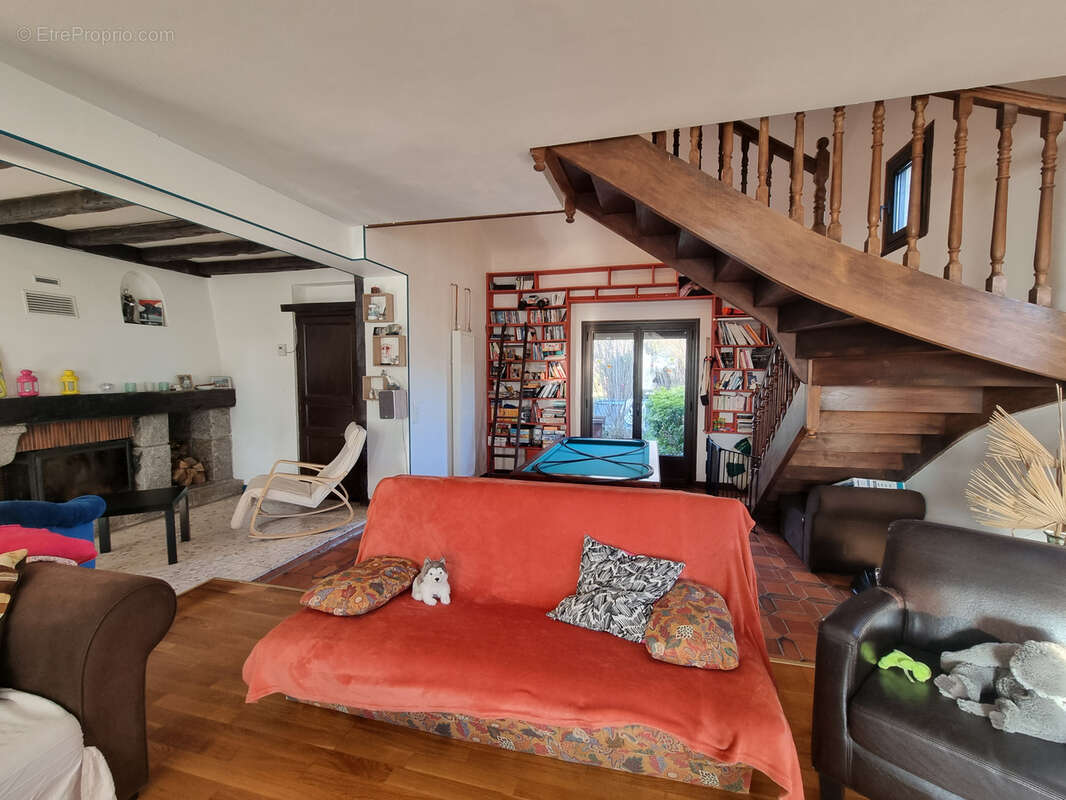 Maison à VERN-SUR-SEICHE