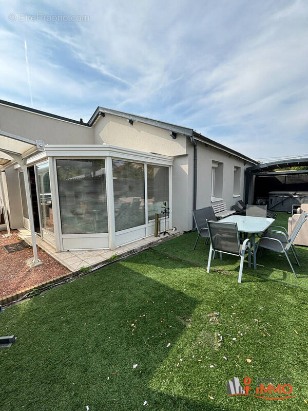 Maison à SAINT-FONS