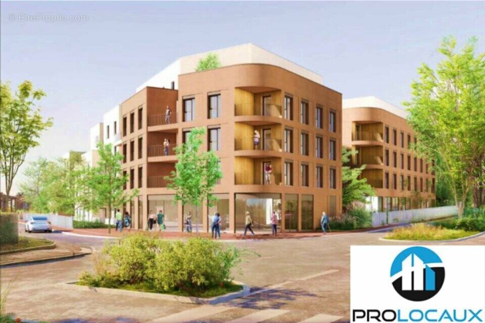 Autre à DECINES-CHARPIEU