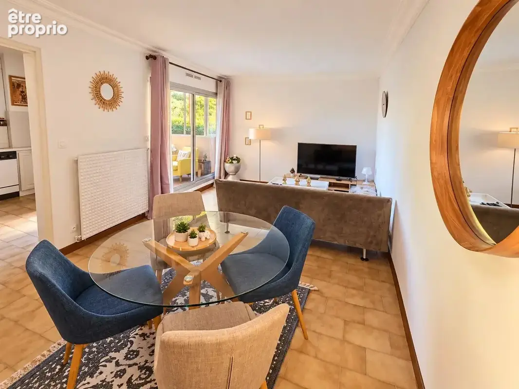 Appartement 2 pièces 46 m² à vendre à Uzes (30700) - photo 4