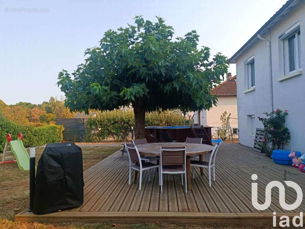 Photo 4 - Maison à YZEURE