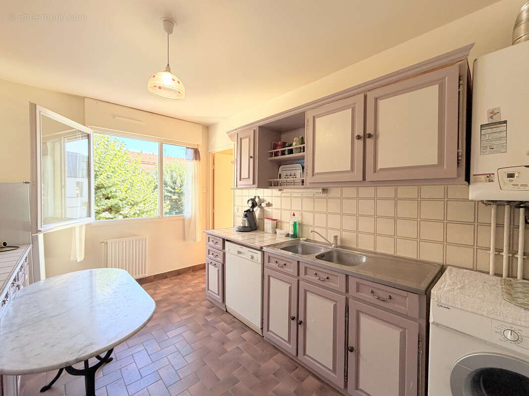 Appartement à RUEIL-MALMAISON