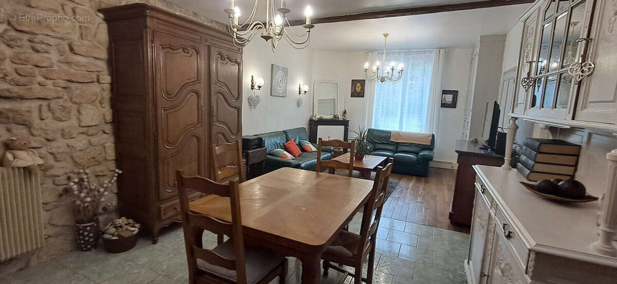 Maison à SAULCES-MONCLIN