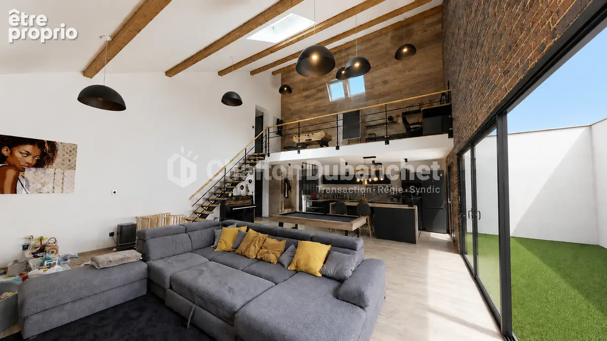 Loft Roanne - Centre Ville - 5 pièce(s) 180 m2 - photo 2