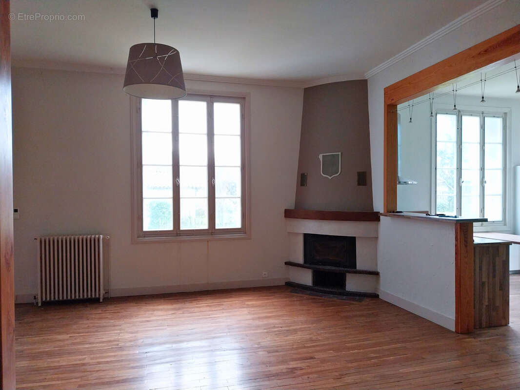 Maison à COGNAC