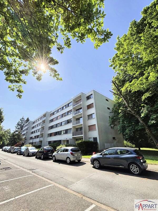 Appartement à VAUX-LE-PENIL