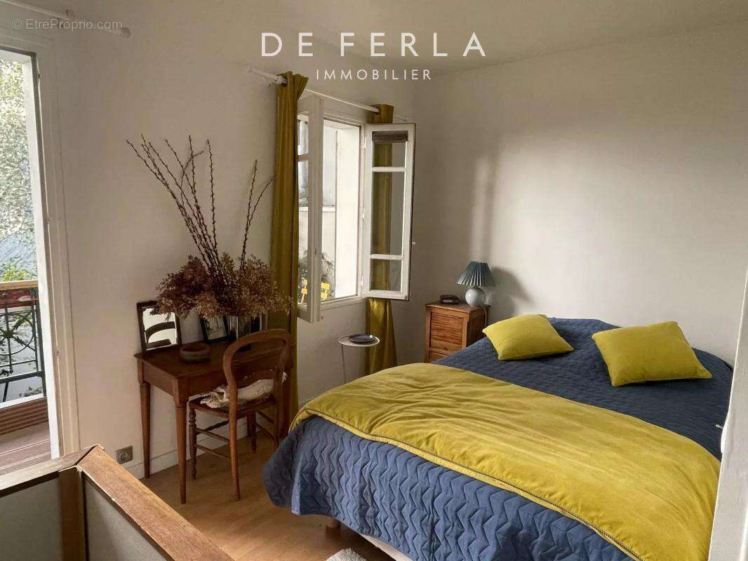 Appartement à PARIS-14E