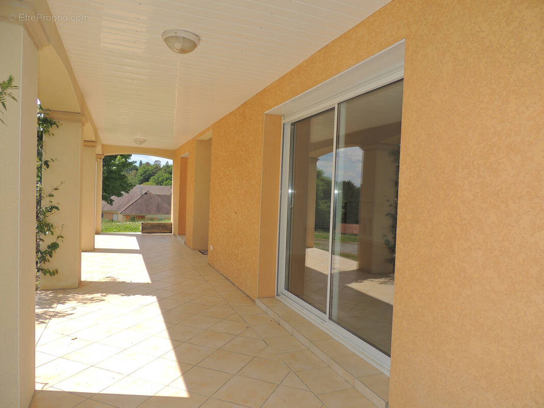 Maison à SALIES-DE-BEARN