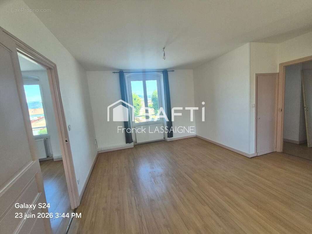 Appartement 137 m² à Marsac-En-Livradois  - photo 5