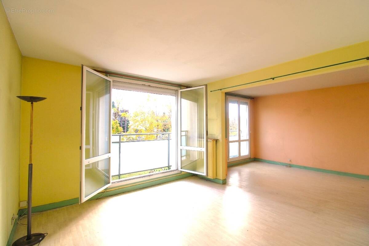Appartement à YERRES
