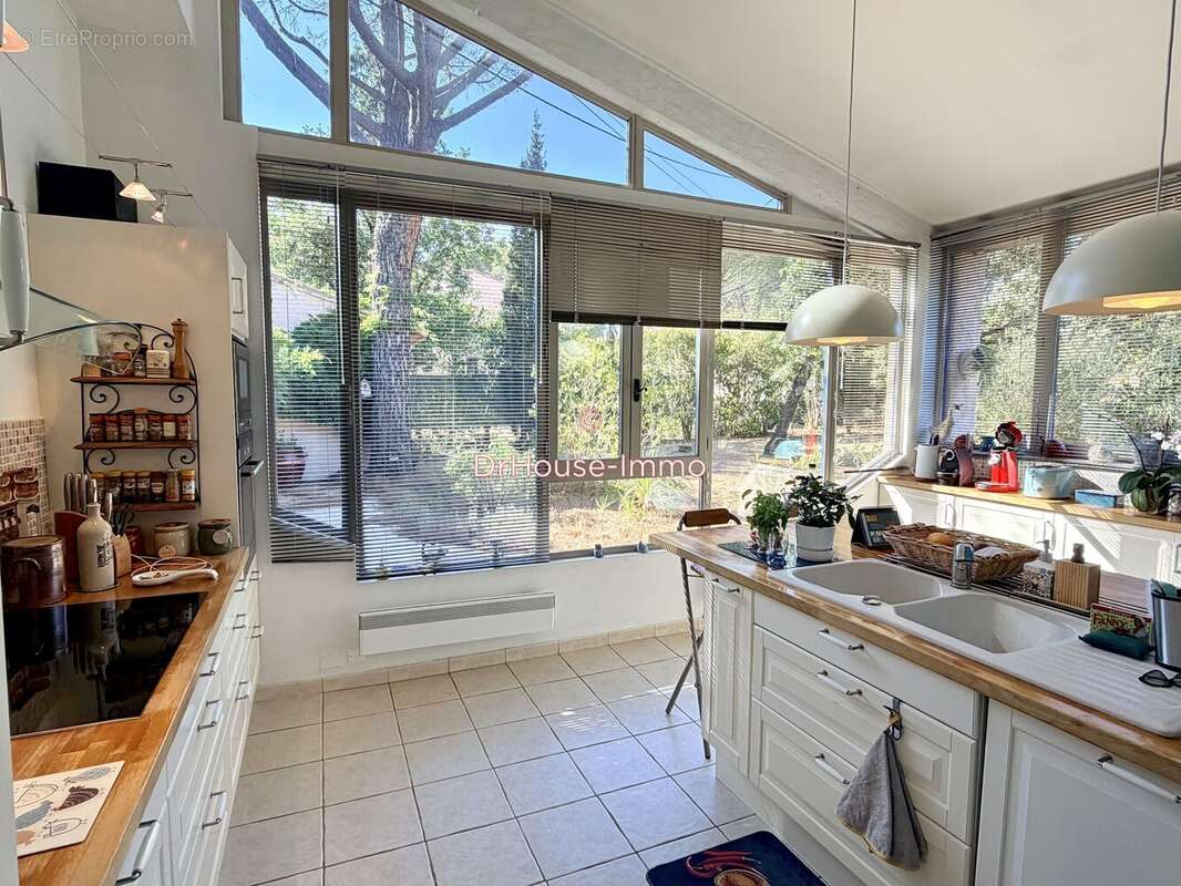 Maison 144 m² à Vidauban  - photo 18