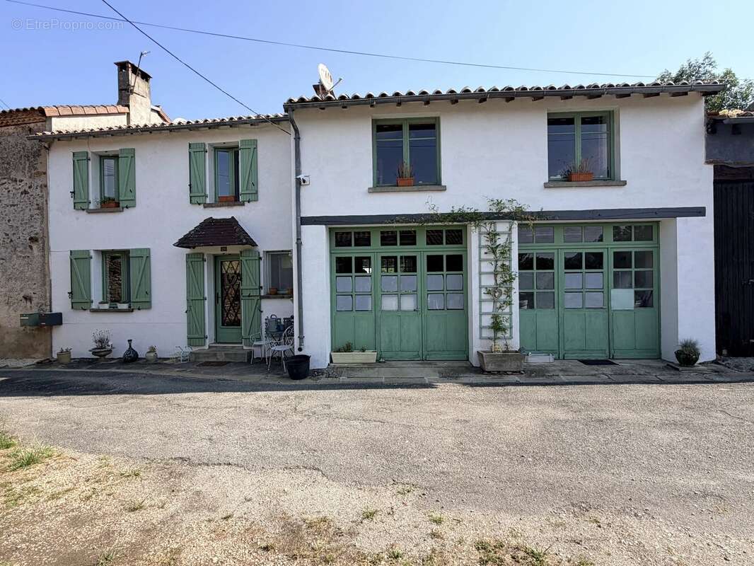 Quatre chambres, grande maison familiale, très bien rénovée - photo 14