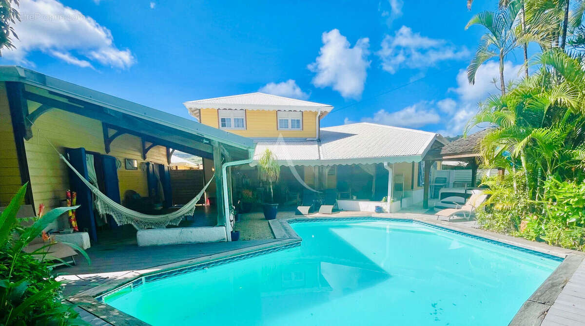 Maison à SAINTE-LUCE