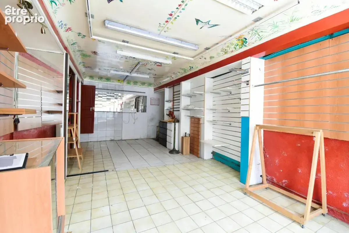 *** local commercial + maison a renover en centre ville - billom 63160 *** - photo 2